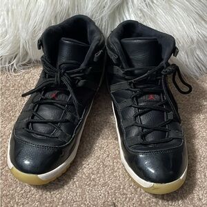 Jordan Retro 11 Boy’s Shoes
